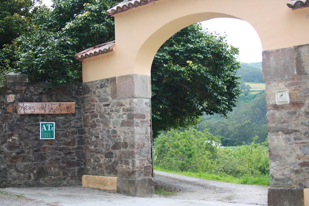 Apartamentos Arcos Del Esva Luarca Esterno foto